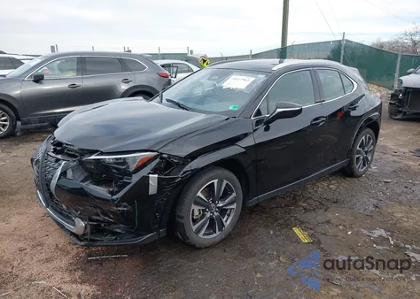 2025 Lexus Ux Ux 300H Premium z USA, uszkodzony, nr VIN JTHUCJDH3S2000871